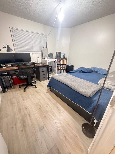Oakland Park, FL 33309,3437 NW 44th St #101