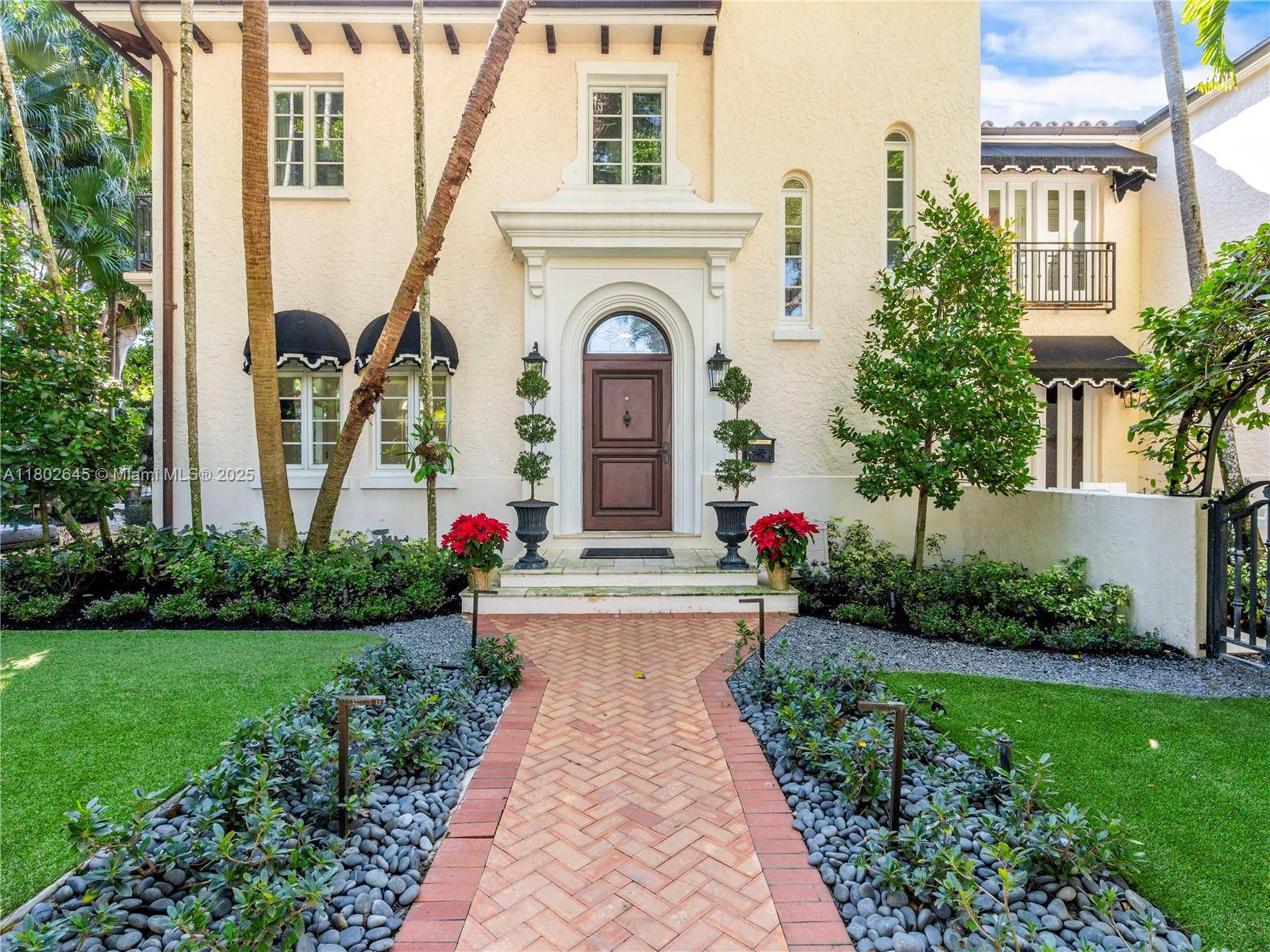 Coral Gables, FL 33134,2700 Columbus Blvd #2700