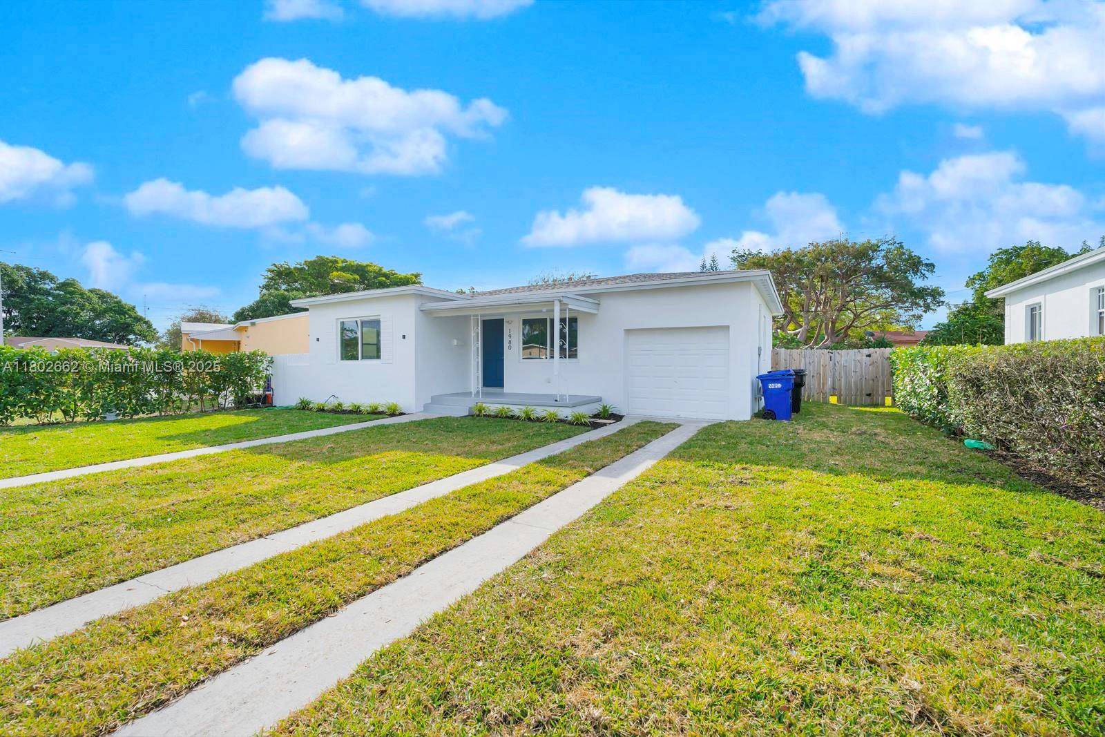 North Miami Beach, FL 33162,1980 NE 159th St