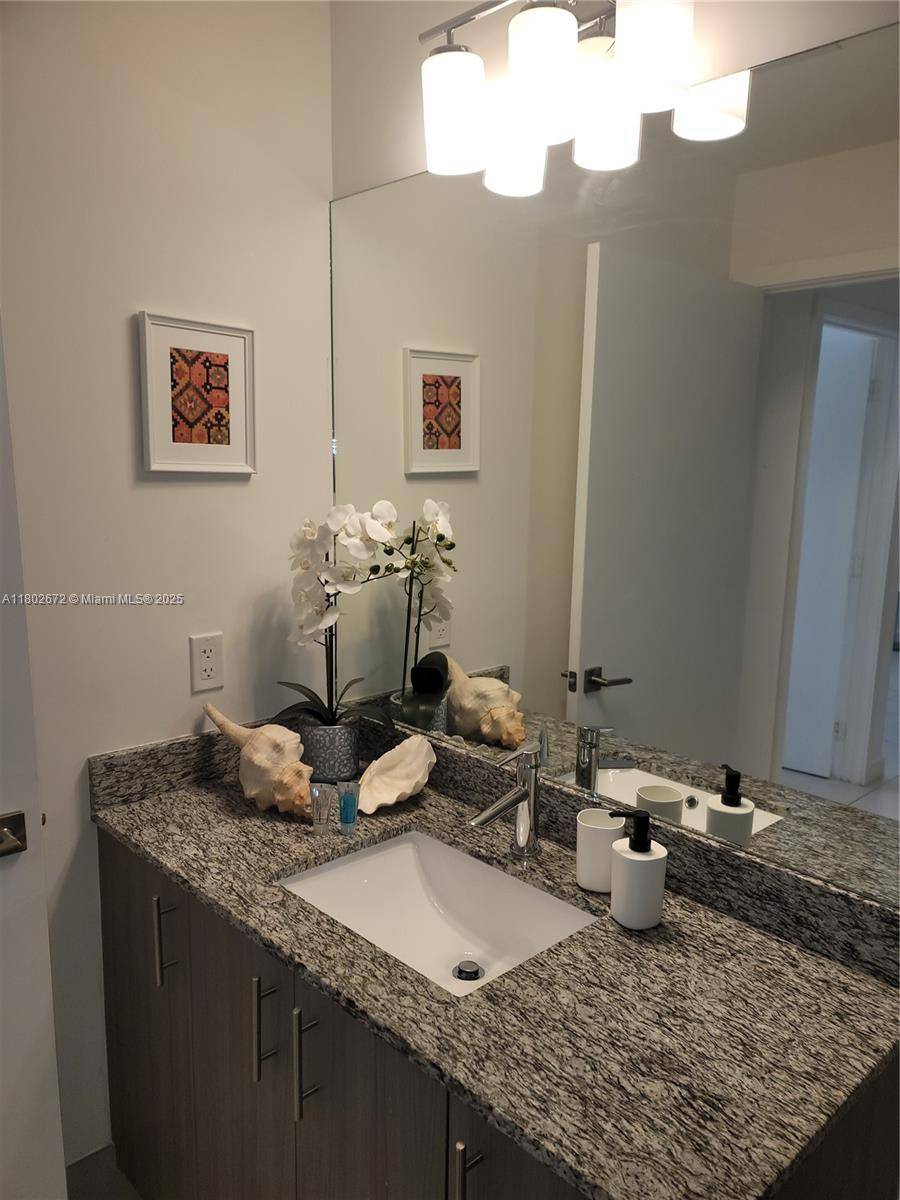 Doral, FL 33166,5350 NW 84th Ave #714