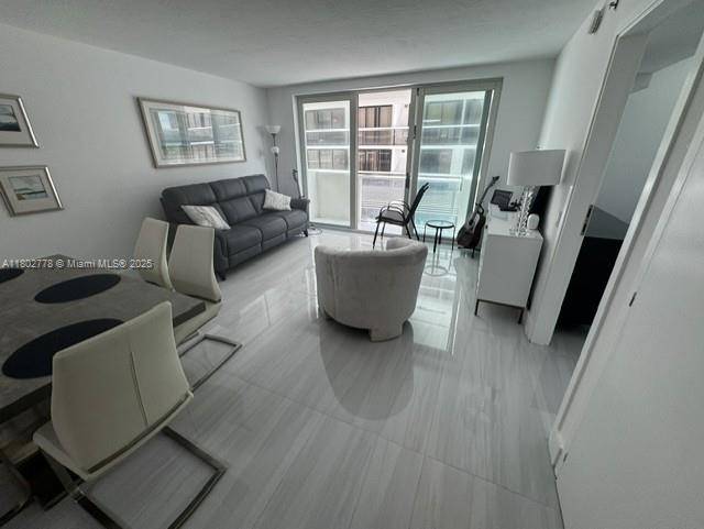 Surfside, FL 33154,9499 Collins Ave #207