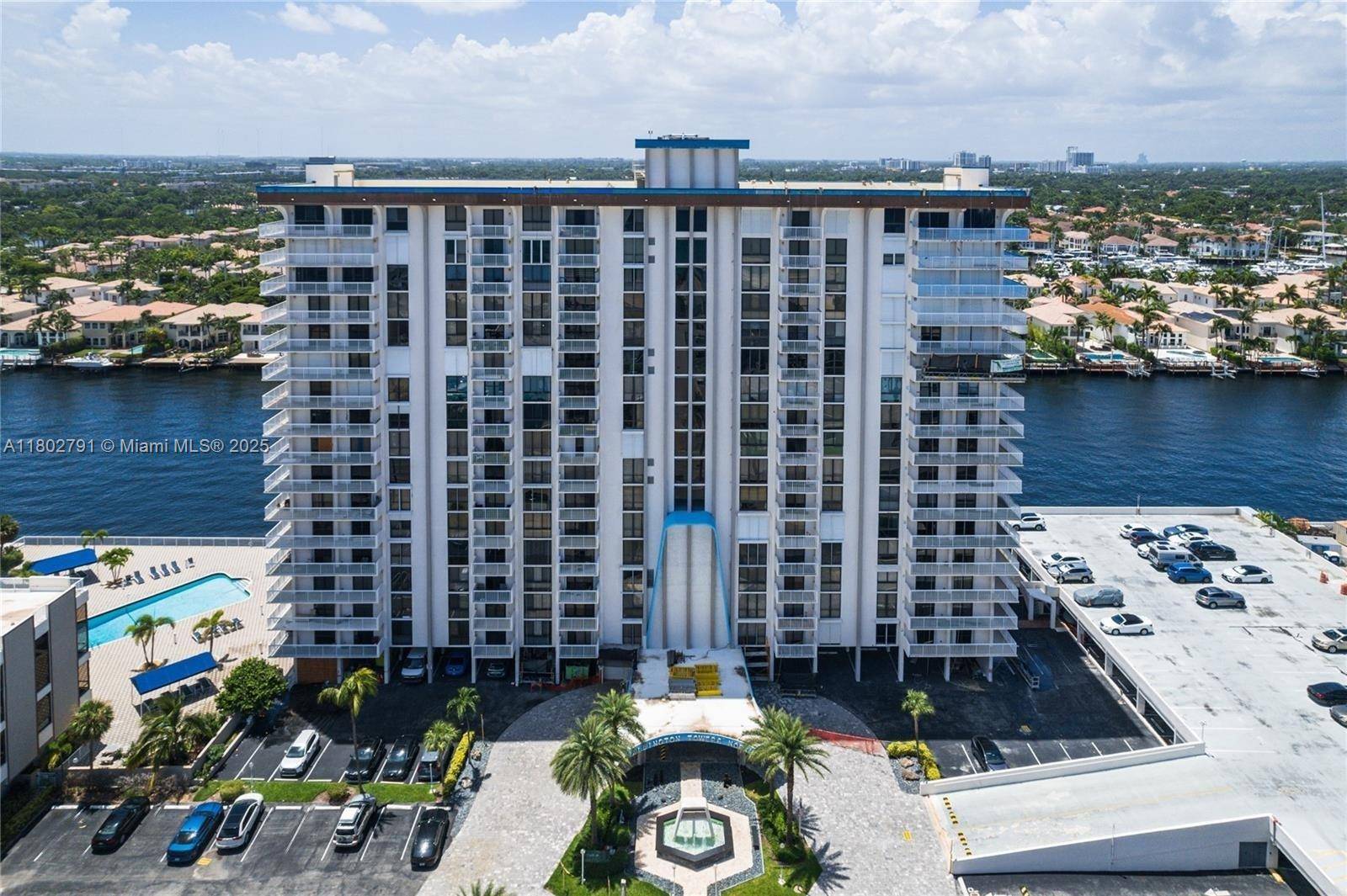 Hollywood, FL 33019,1500 S Ocean Dr #12H