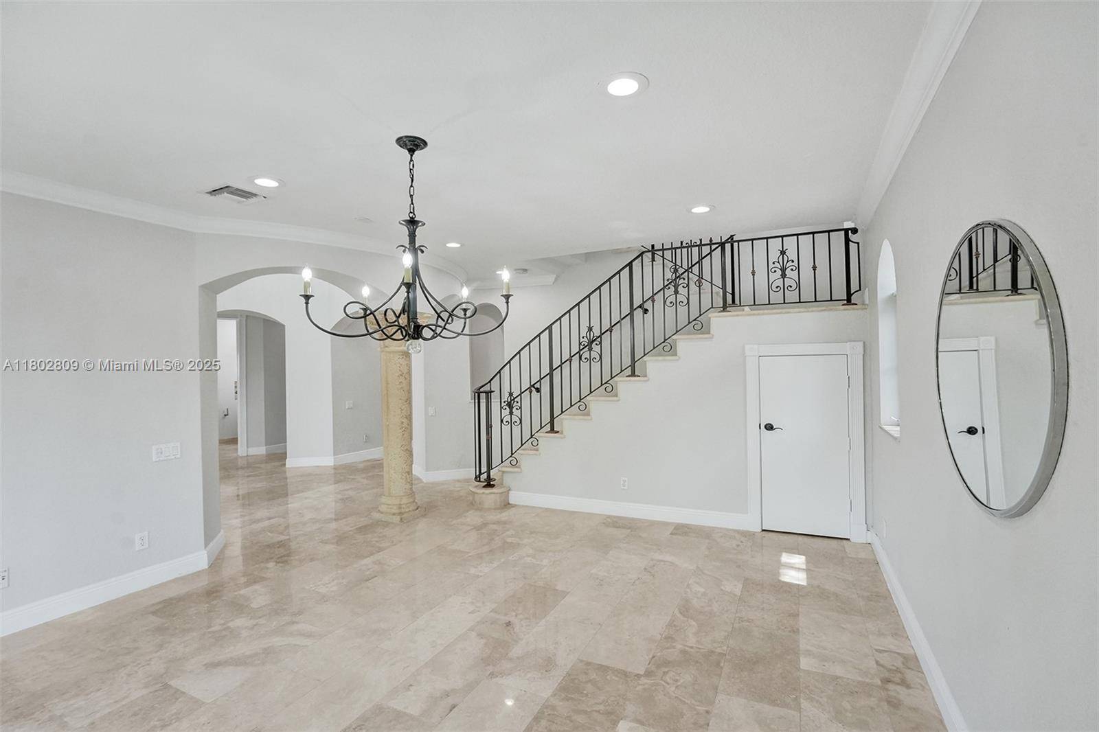 Fort Lauderdale, FL 33301,827 SE 2nd Ct