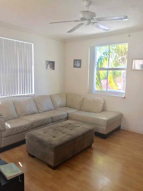 Surfside, FL 33154,9172 Collins Ave #12