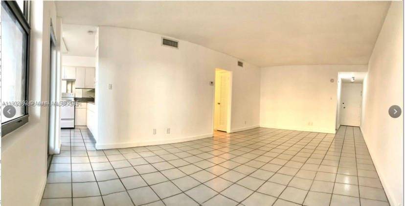 Surfside, FL 33154,9225 Collins Ave #307