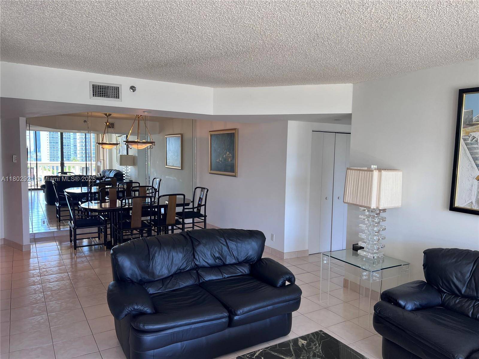 Aventura, FL 33160,1000 Island Blvd #1508
