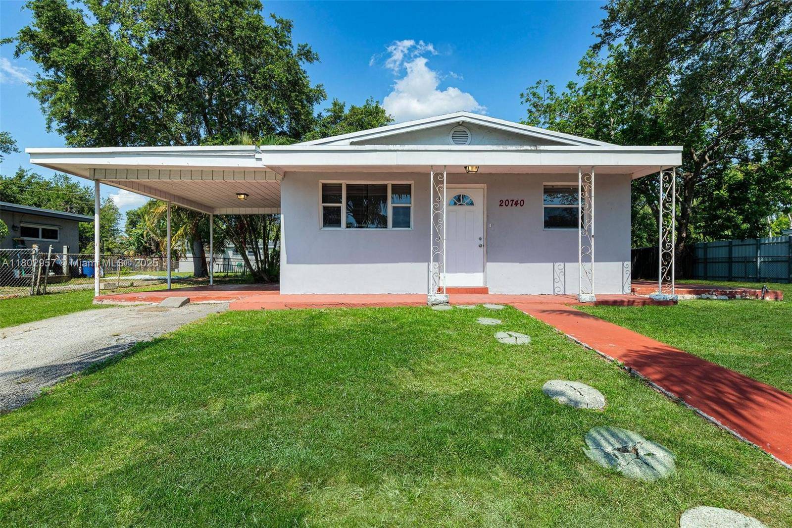 Miami, FL 33179,20740 NE 13th Ct