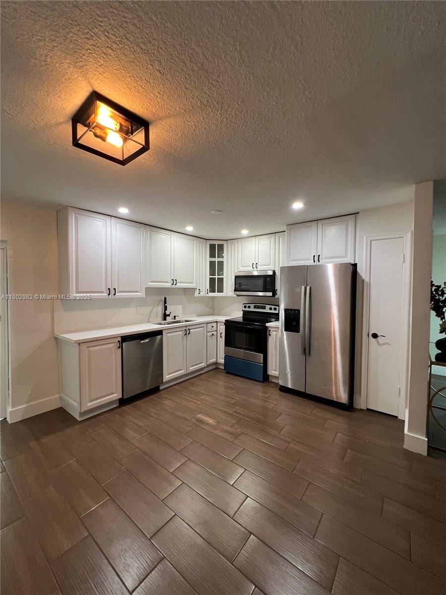 North Lauderdale, FL 33068,6391 SW 8th St