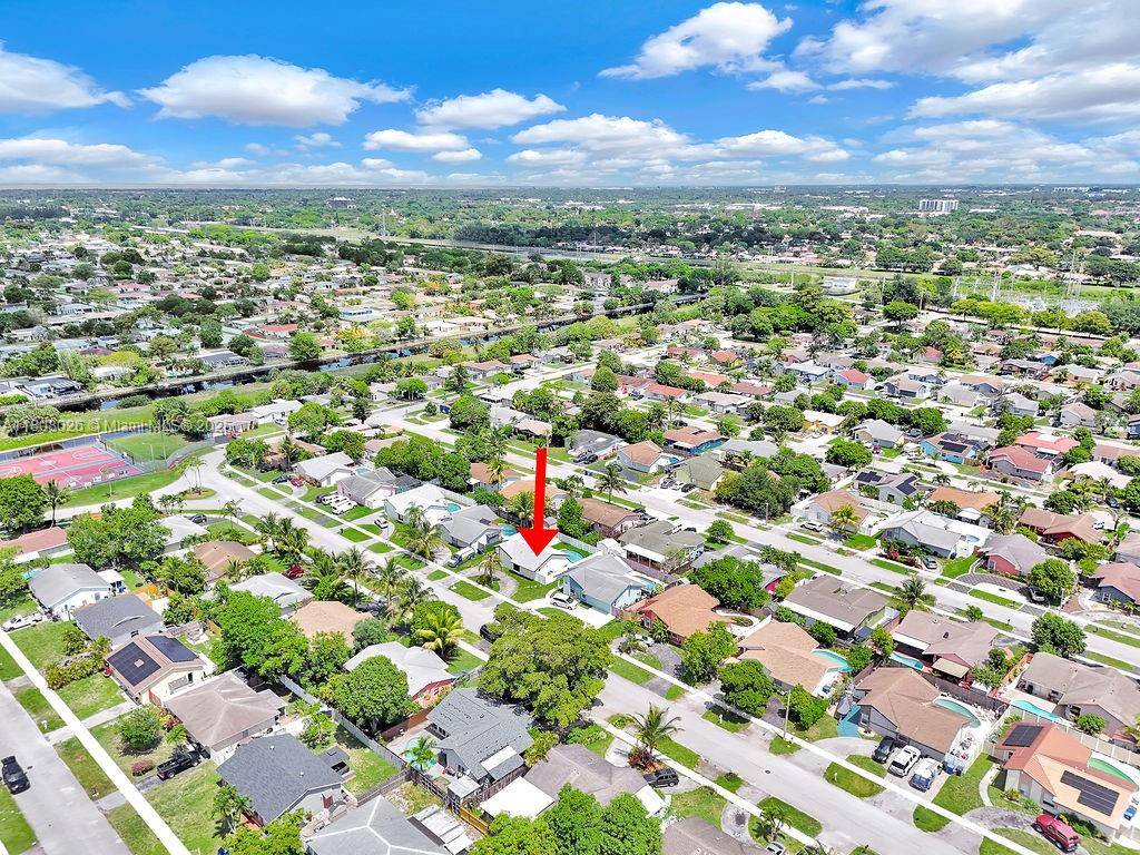 North Lauderdale, FL 33068,8211 SW 4th Pl