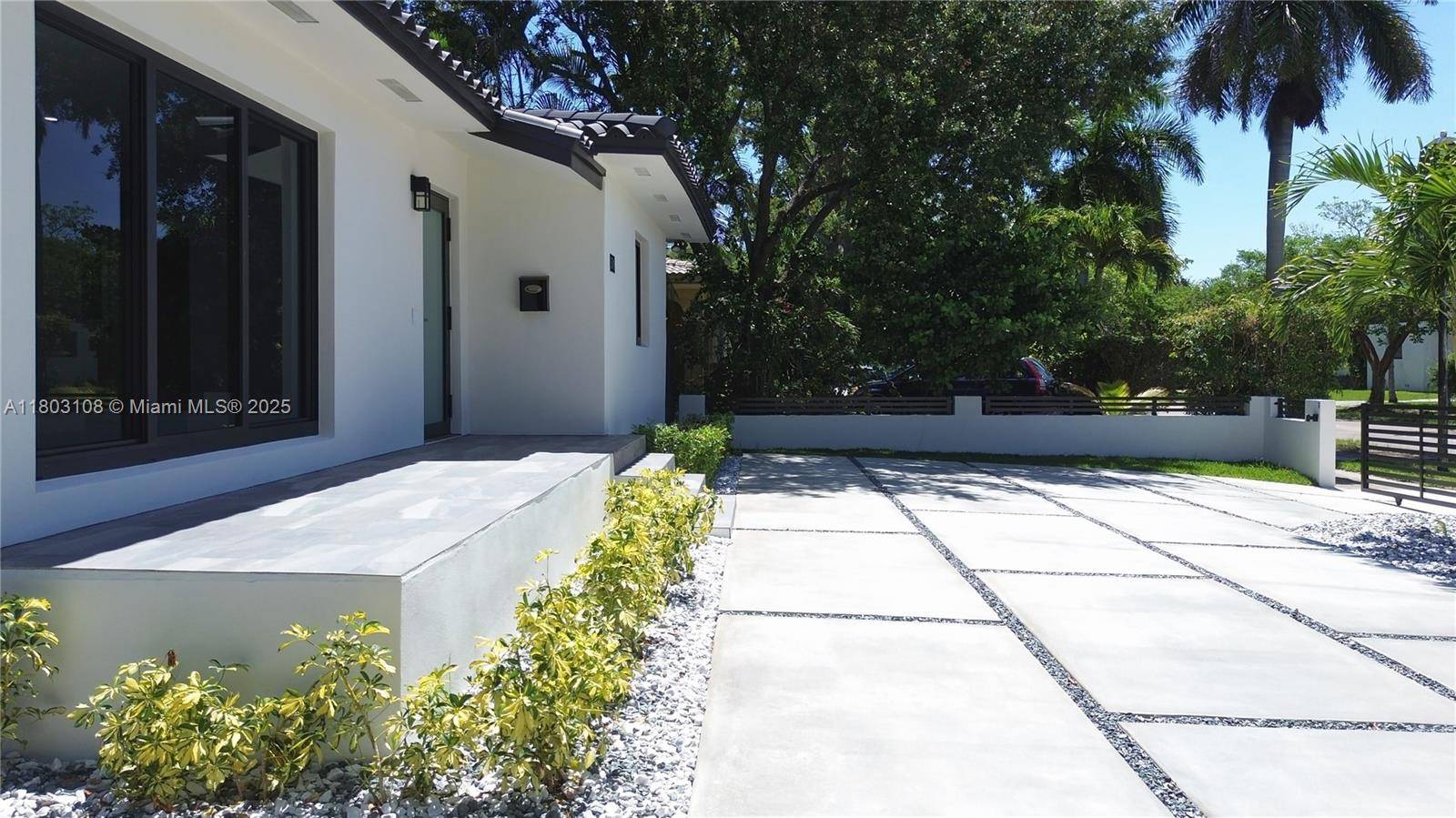 Miami, FL 33144,5741 SW 13th St