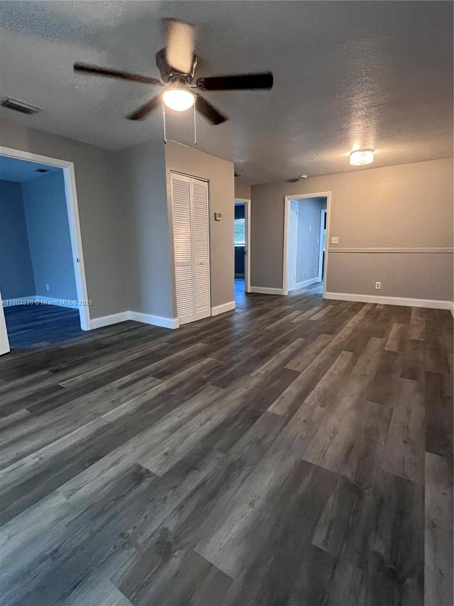 Lauderhill, FL 33313,5305 NW 15 CT #1