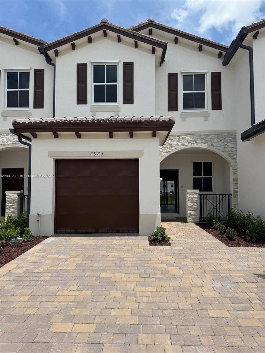 Homestead, FL 33034,2825 SE 25 #.