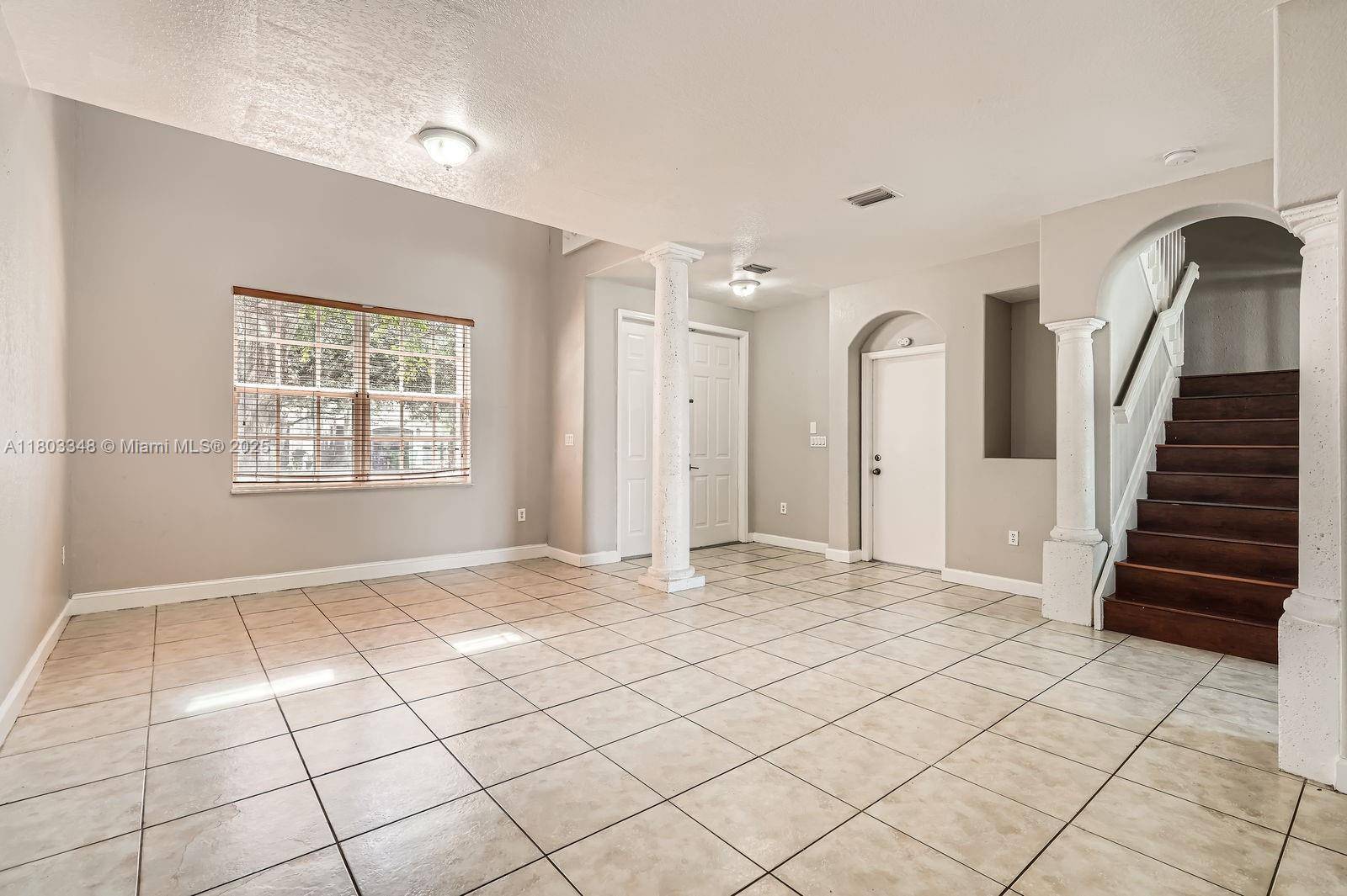 Miami, FL 33177,17668 SW 135th Ct