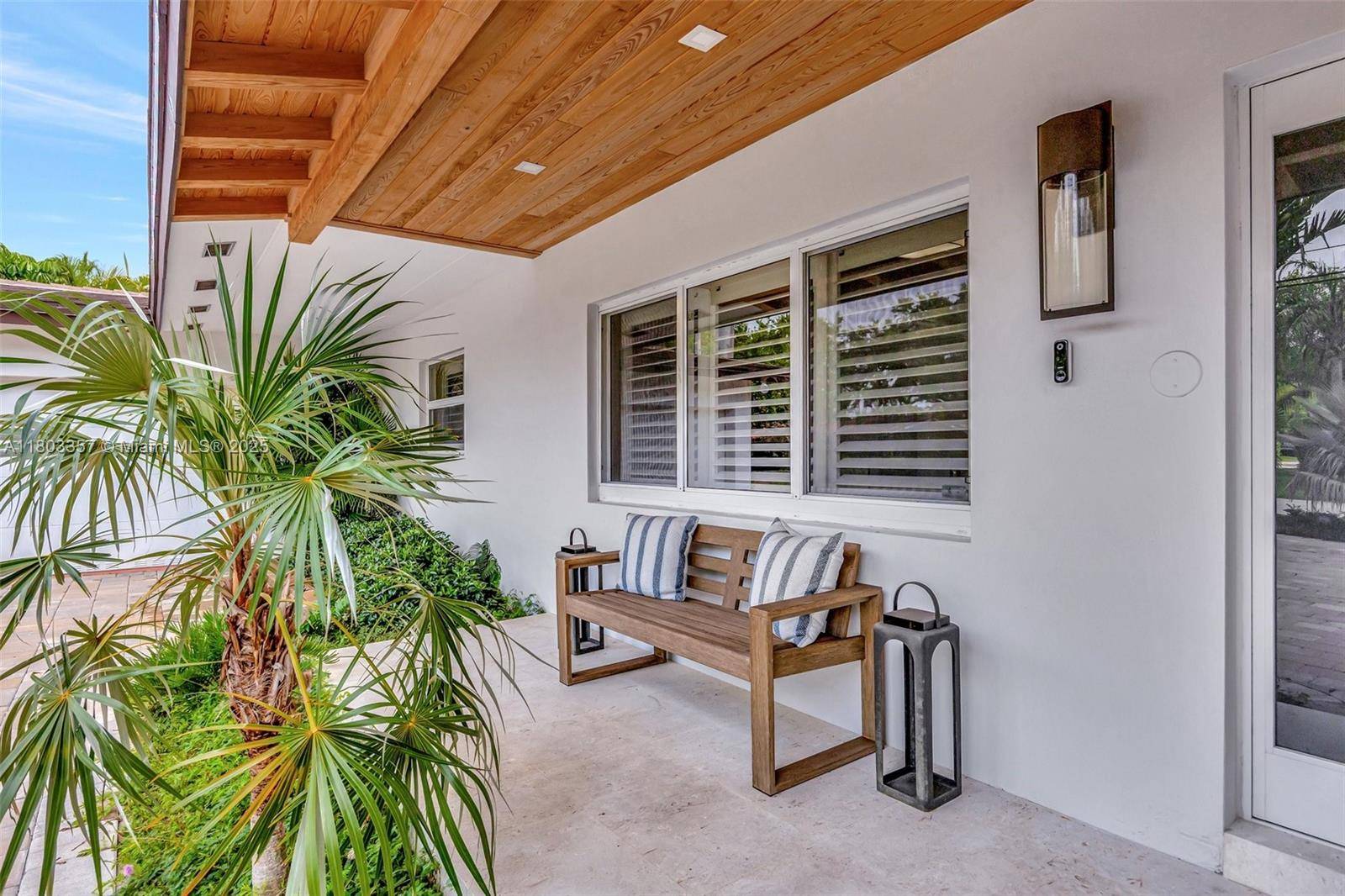 Pinecrest, FL 33156,6975 SW 107th St