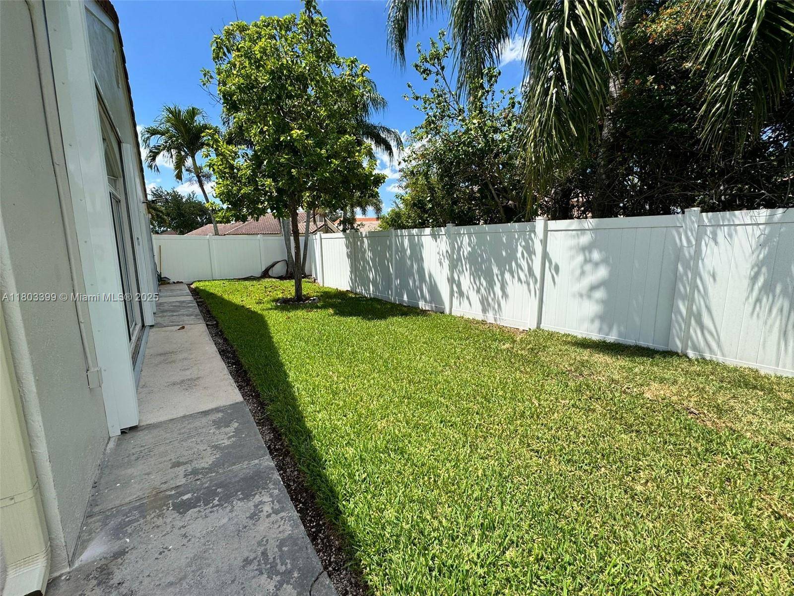 Pembroke Pines, FL 33029,18171 NW 18th St