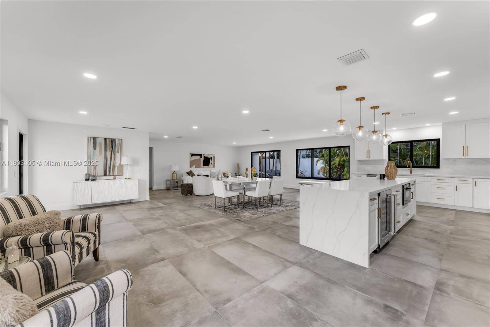 Miami, FL 33173,7120 SW 92nd Ave