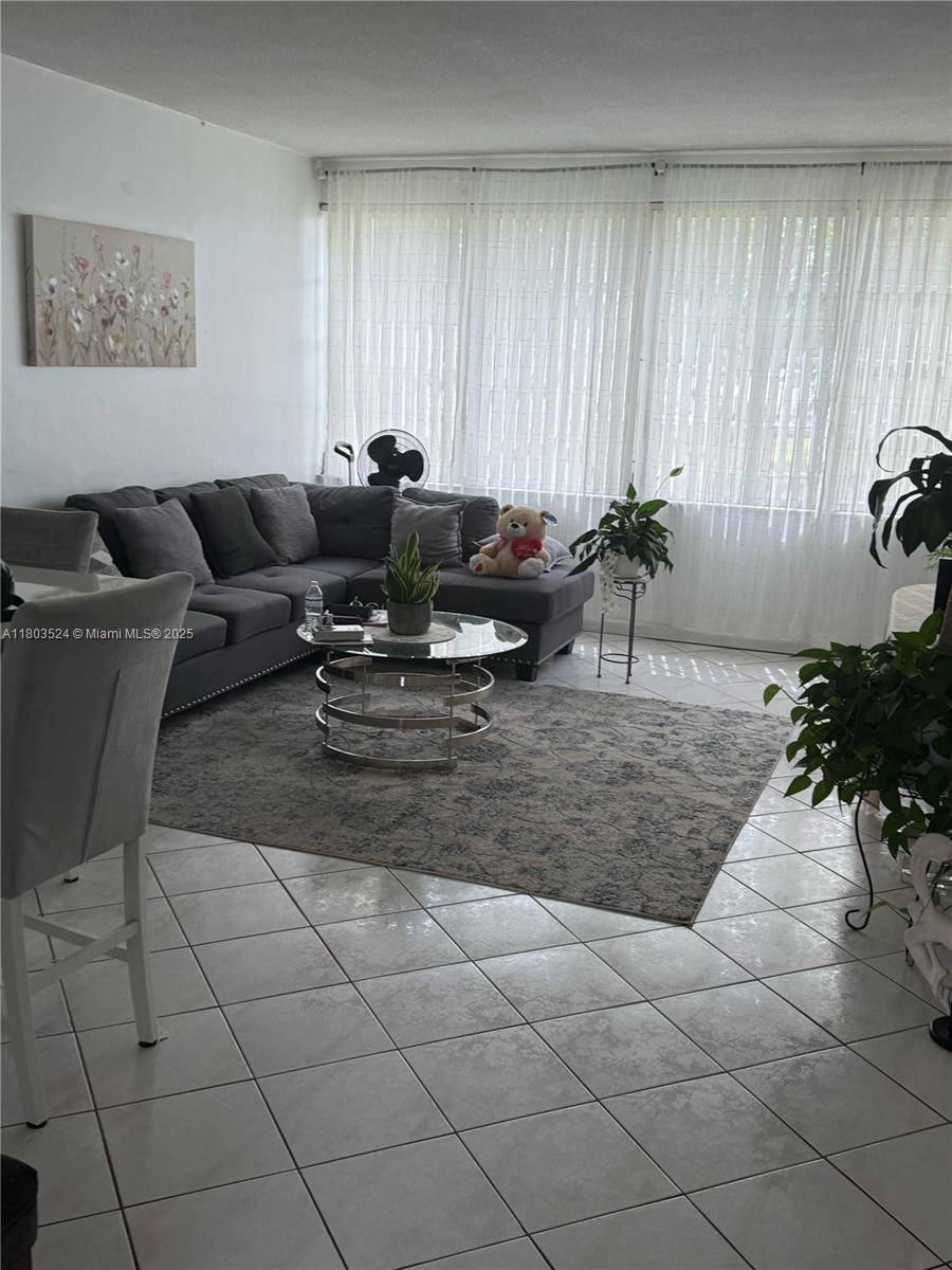 Miami, FL 33179,1481 NE Miami Gardens Dr #169