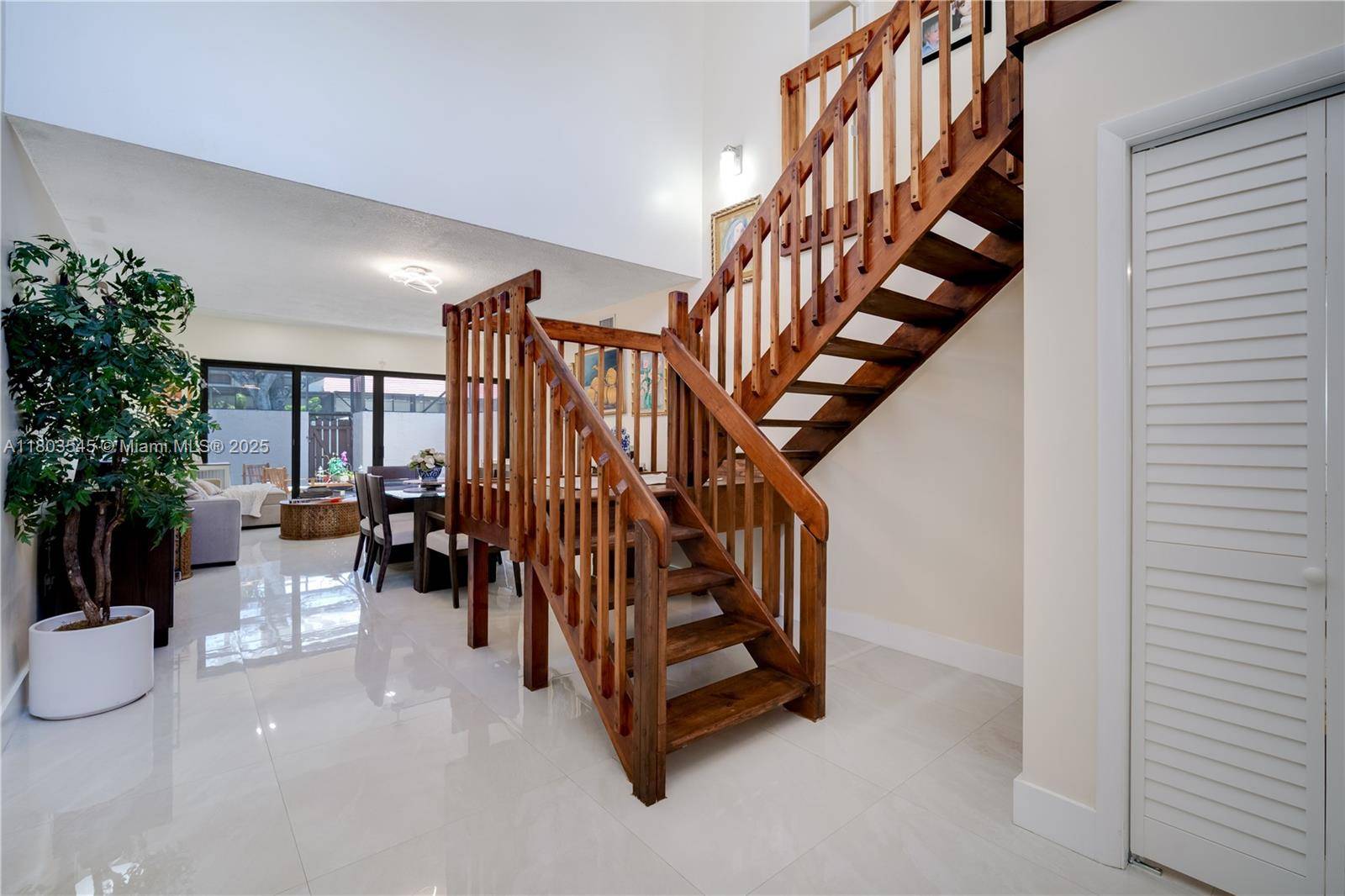 Miami, FL 33186,13370 SW 89th Ter #Unit E