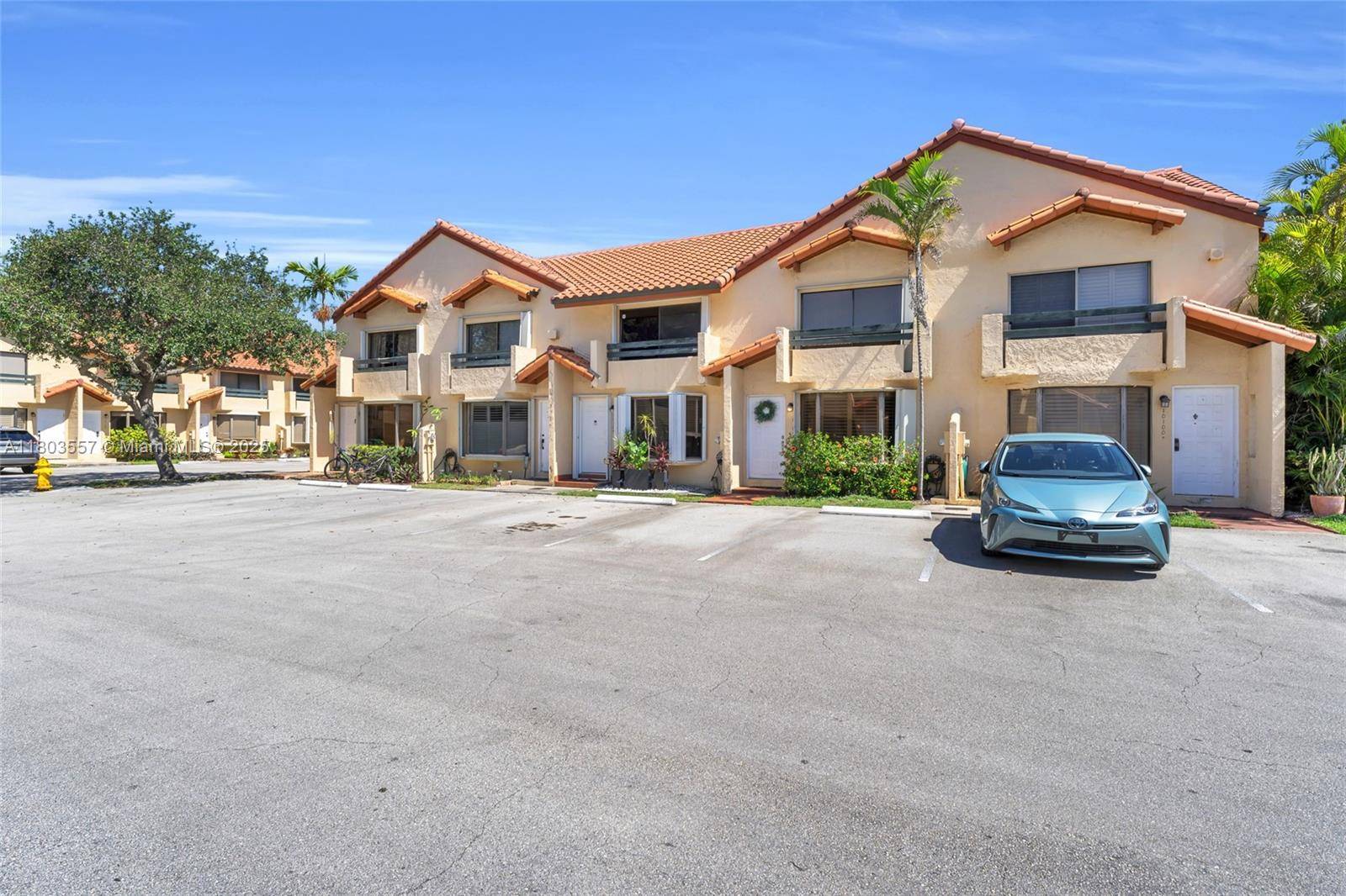 Miami, FL 33156,10102 SW 77th Ct