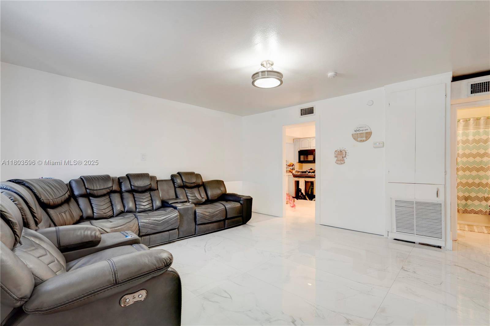 North Miami, FL 33168,13645 NW 3rd Ave