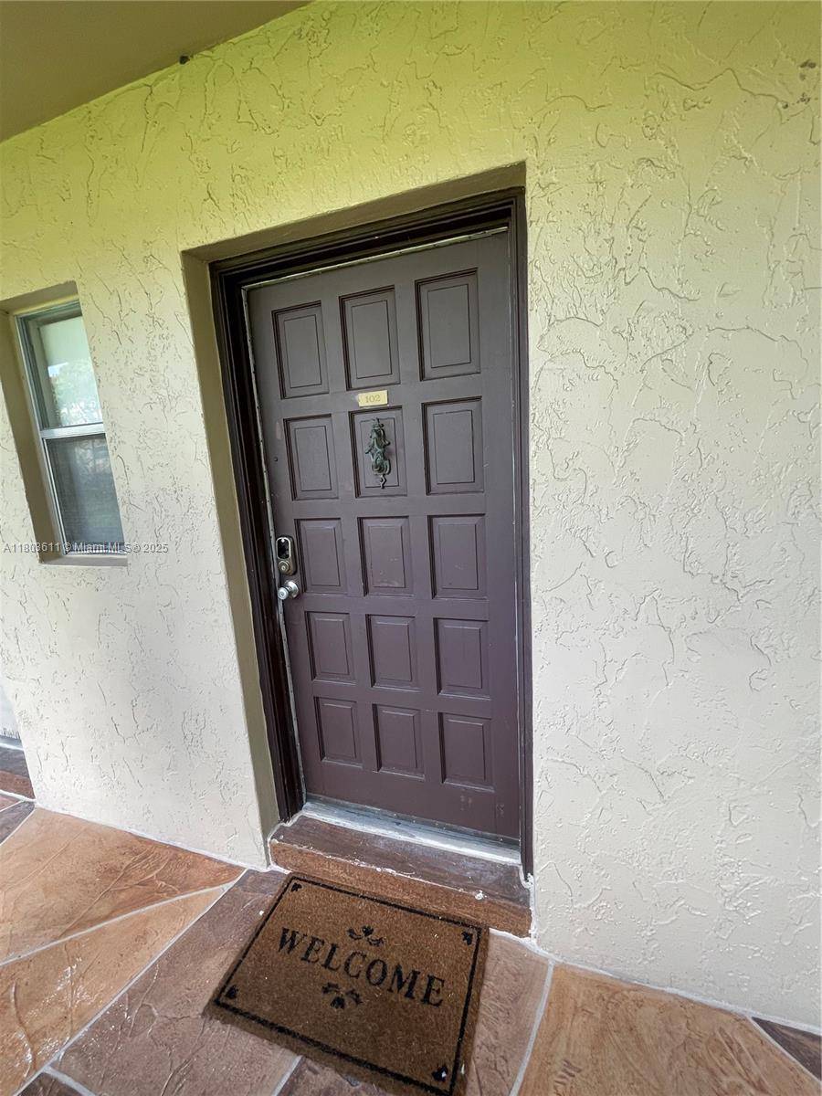 Lauderhill, FL 33319,6260 S Falls Cir Dr #102