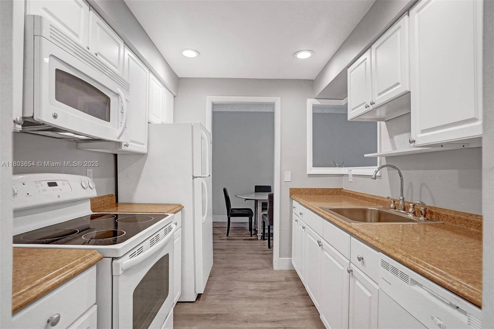 Pompano Beach, FL 33062,400 N Riverside Dr #214