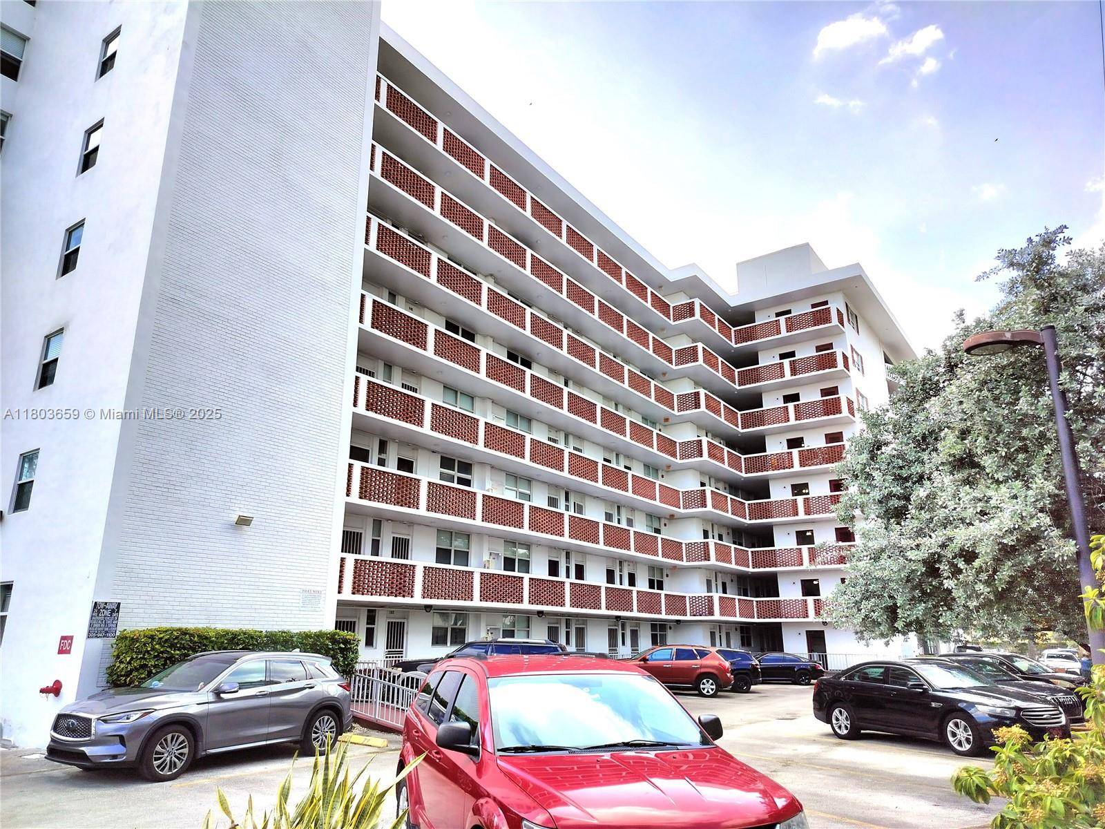 North Miami Beach, FL 33160,3660 NE 166th St #302