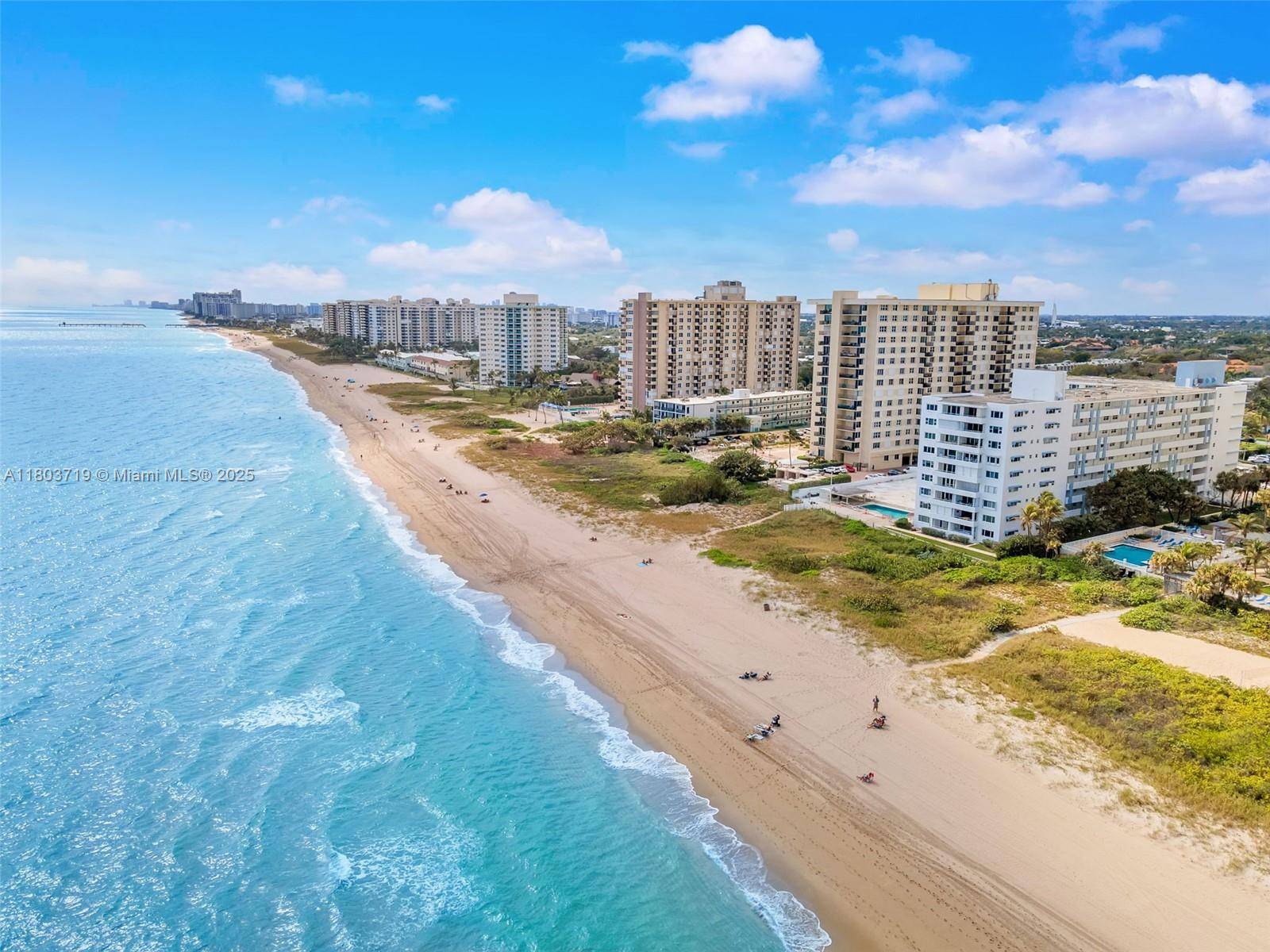 Lauderdale By The Sea, FL 33062,1850 S Ocean Blvd #806
