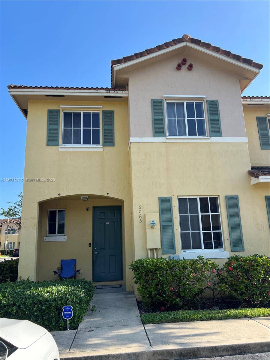North Lauderdale, FL 33068,6065 SW 19th Ct #6065