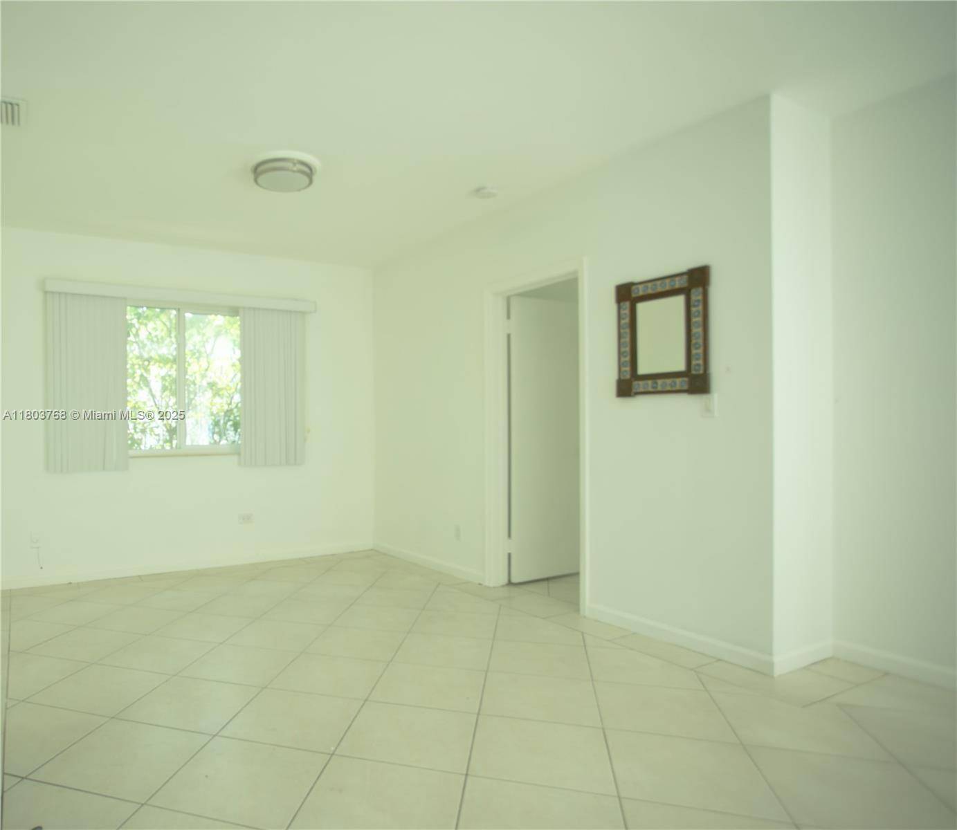 Surfside, FL 33154,8851 Byron ave