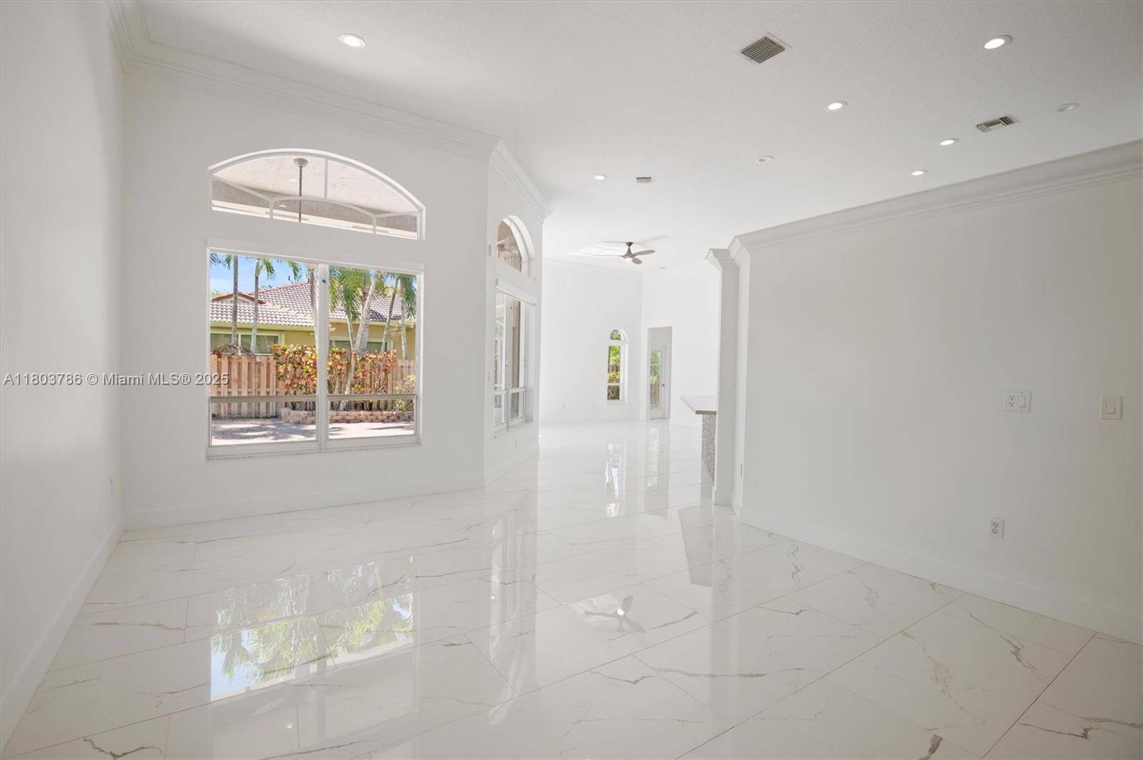 Pembroke Pines, FL 33028,13742 NW 16th St