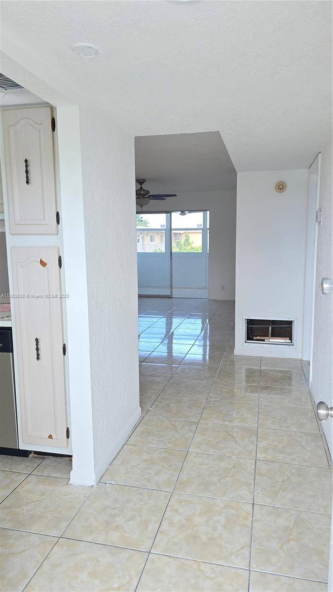 Boynton Beach, FL 33435,2520 NE 1st Ct #406