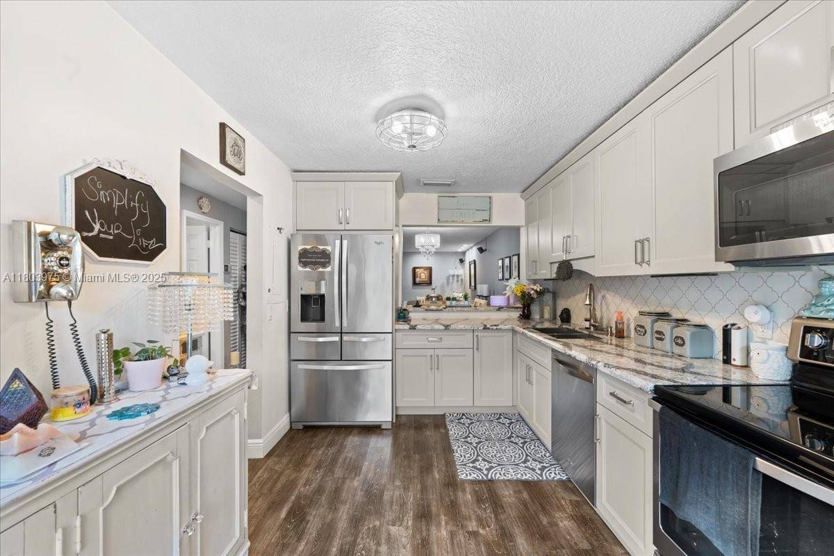Pembroke Pines, FL 33024,1150 NW 99th Ave #69