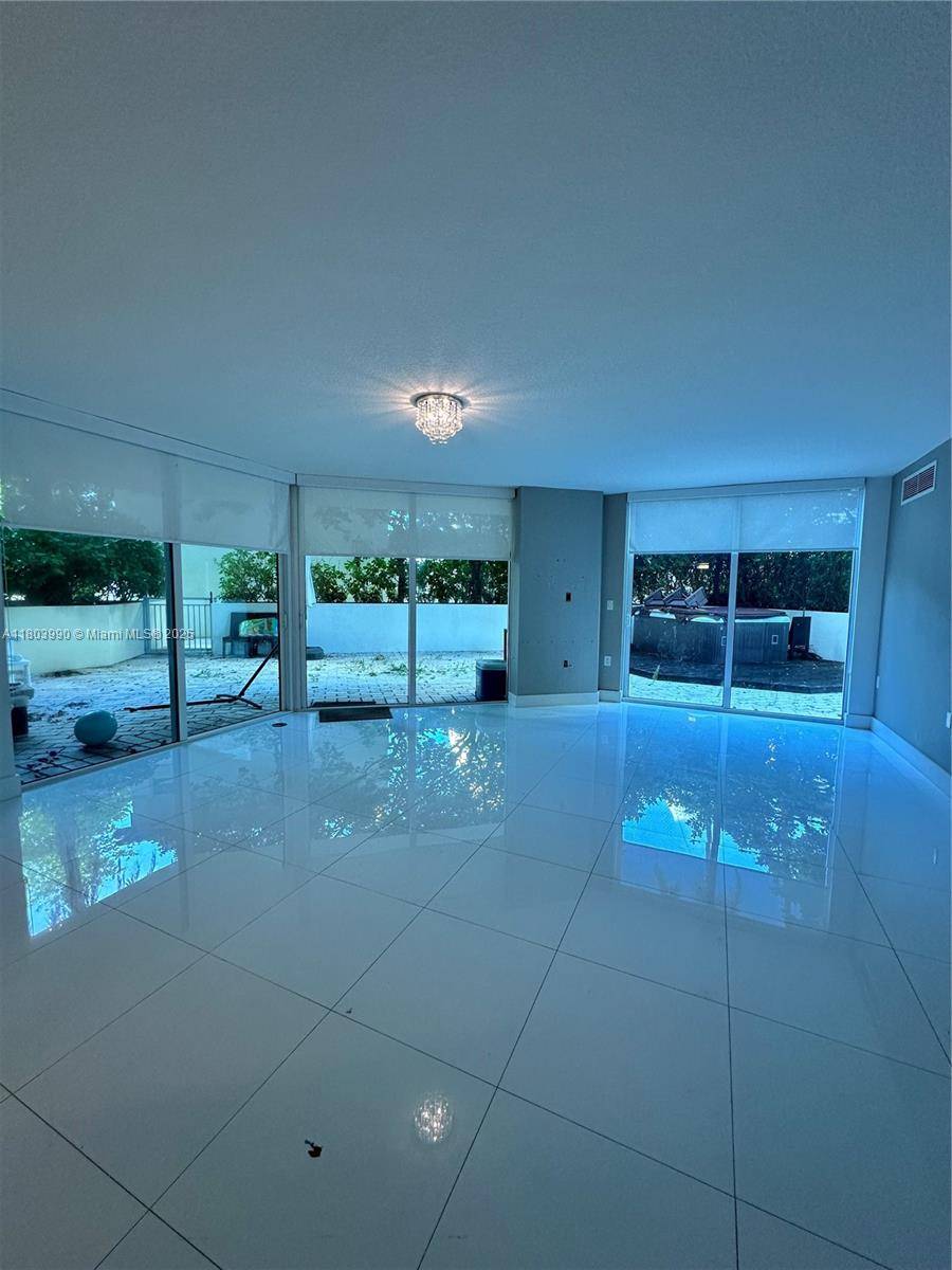 Sunny Isles Beach, FL 33160,Address not disclosed