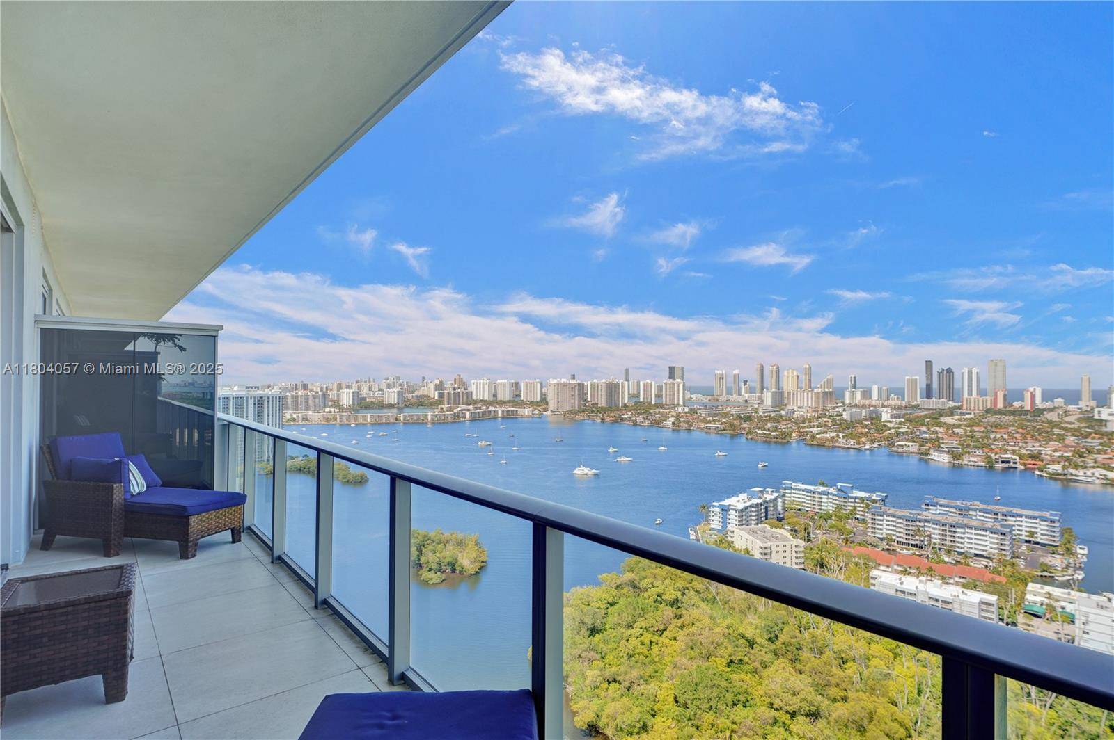 North Miami Beach, FL 33160,16385 Biscayne Blvd #3217