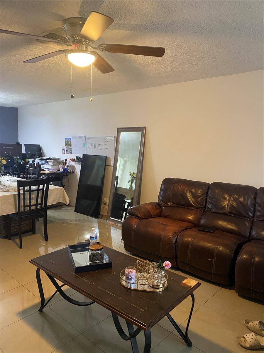 Deerfield Beach, FL 33064,450 NW 46th St #450