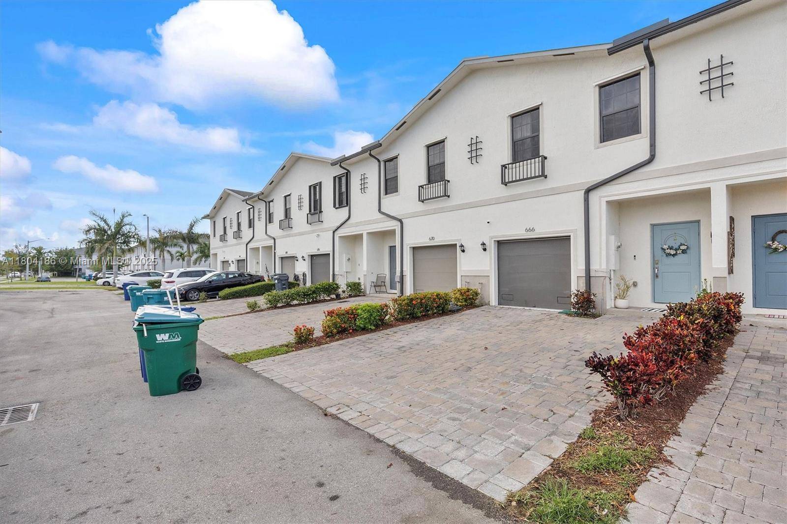 Florida City, FL 33034,666 SW 12th St #666