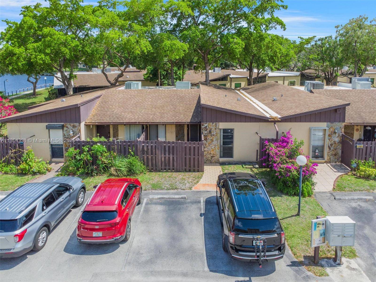 Hollywood, FL 33024,306 Cambridge Rd #2-36