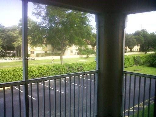 Pompano Beach, FL 33069,4620 W MCNAB RD #B2