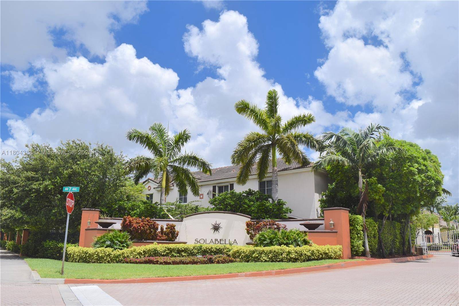 Miami Gardens, FL 33169,17351 NW 7th Ave #1108