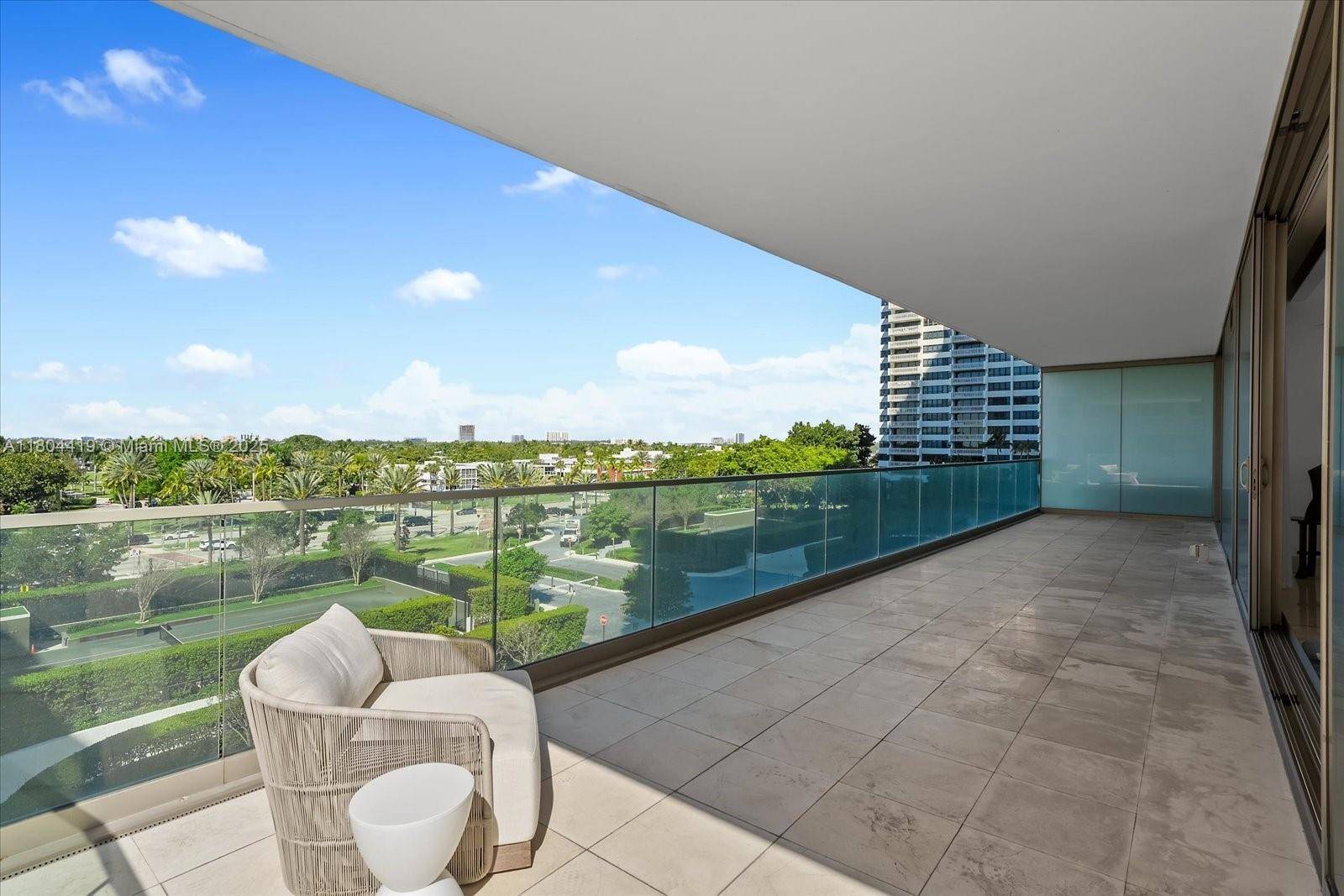 Bal Harbour, FL 33154,10201 Collins Ave #511