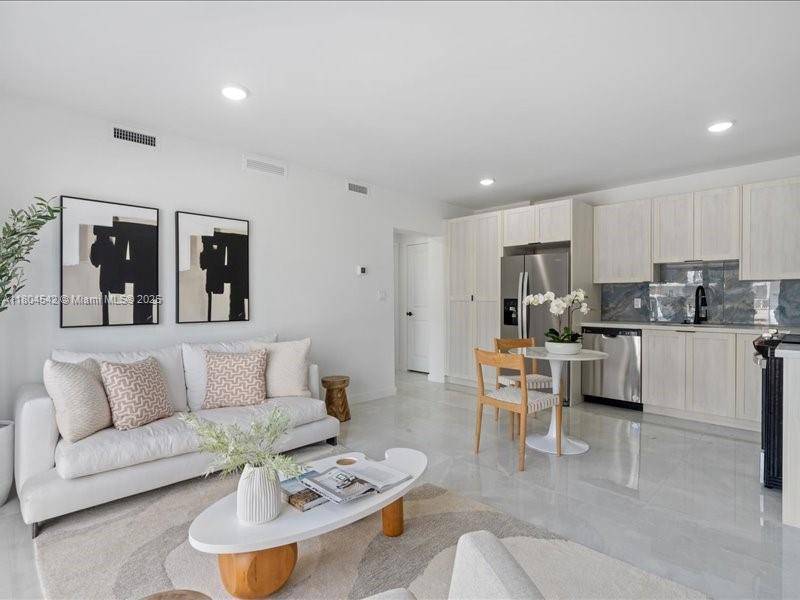Homestead, FL 33032,14561 SW 262 ST