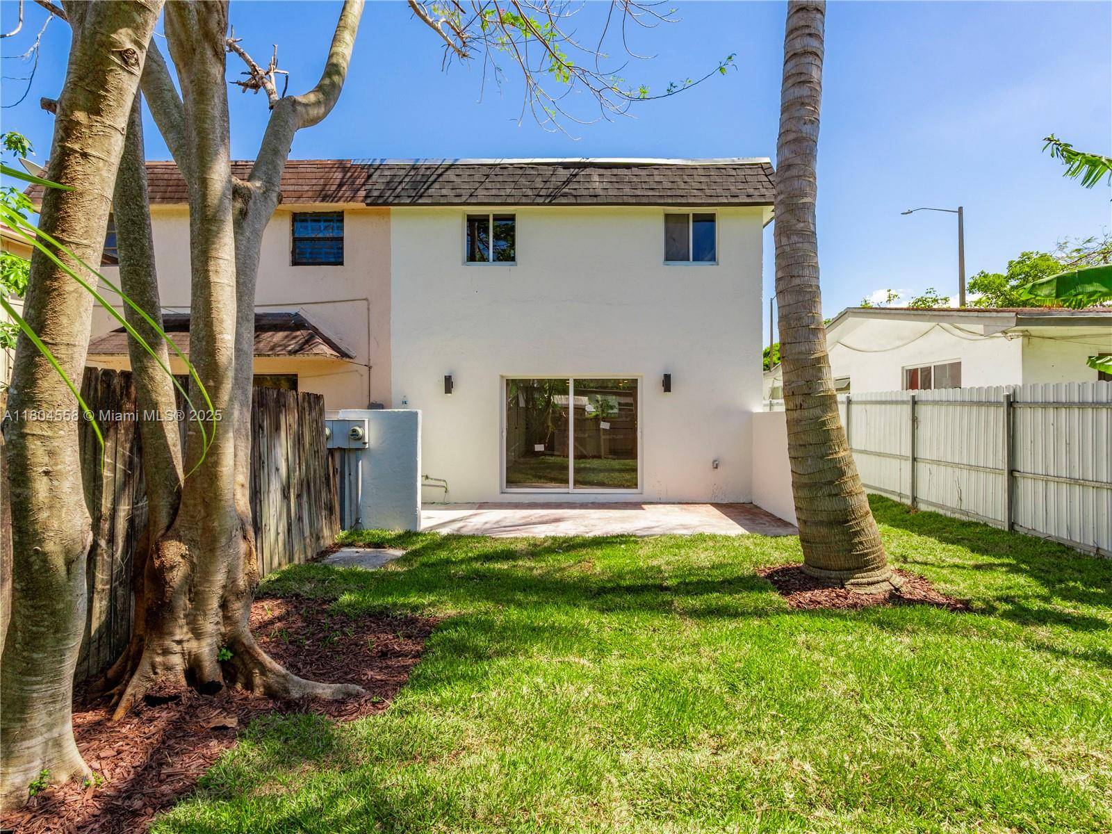 North Miami Beach, FL 33162,2039 NE 172nd St
