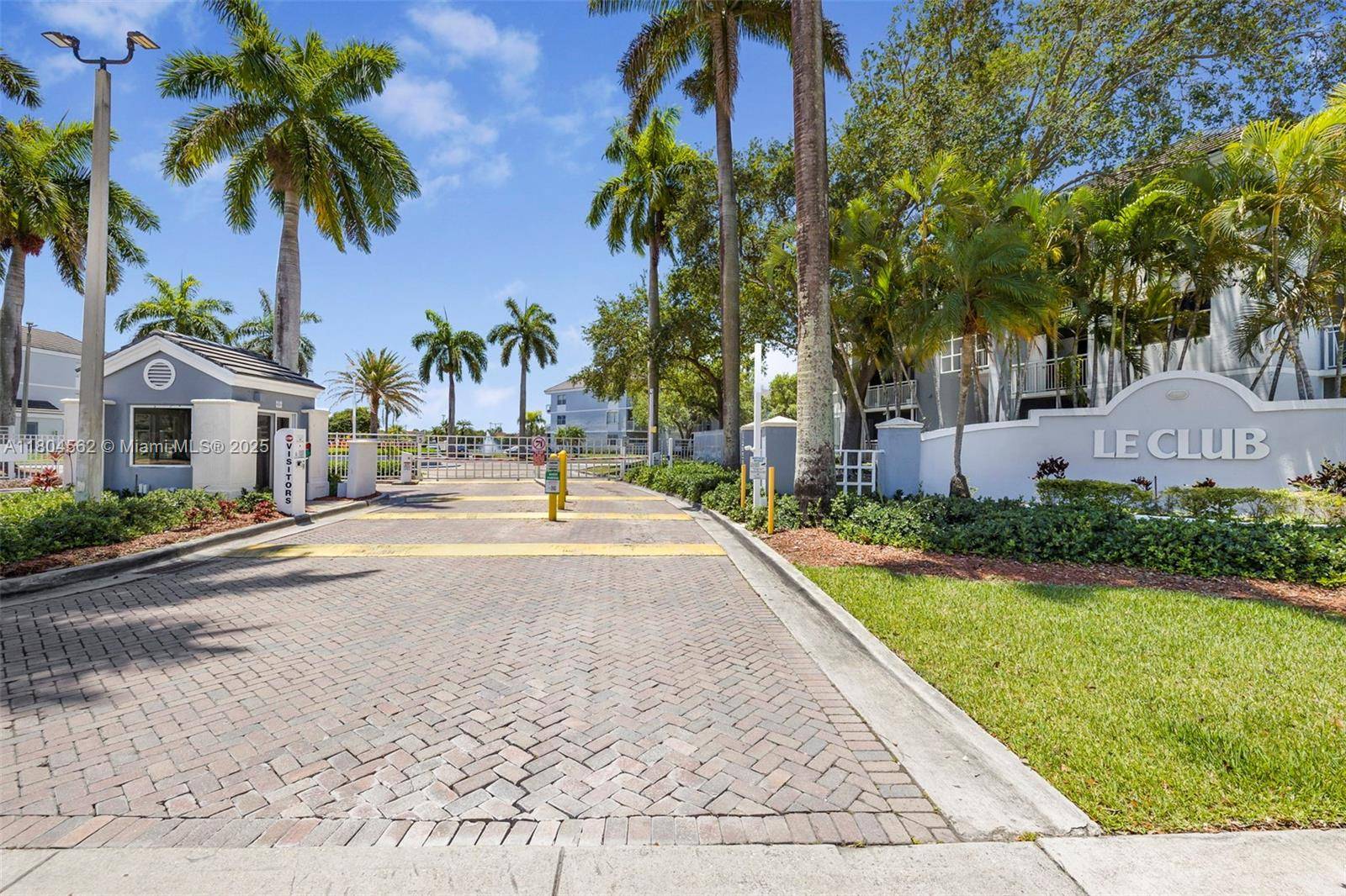 Cutler Bay, FL 33189,8520 SW 212th St #106