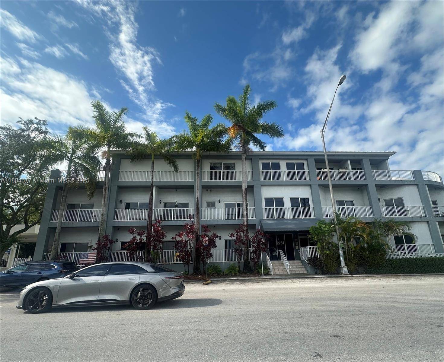Miami, FL 33133,2734 Bird Ave #108
