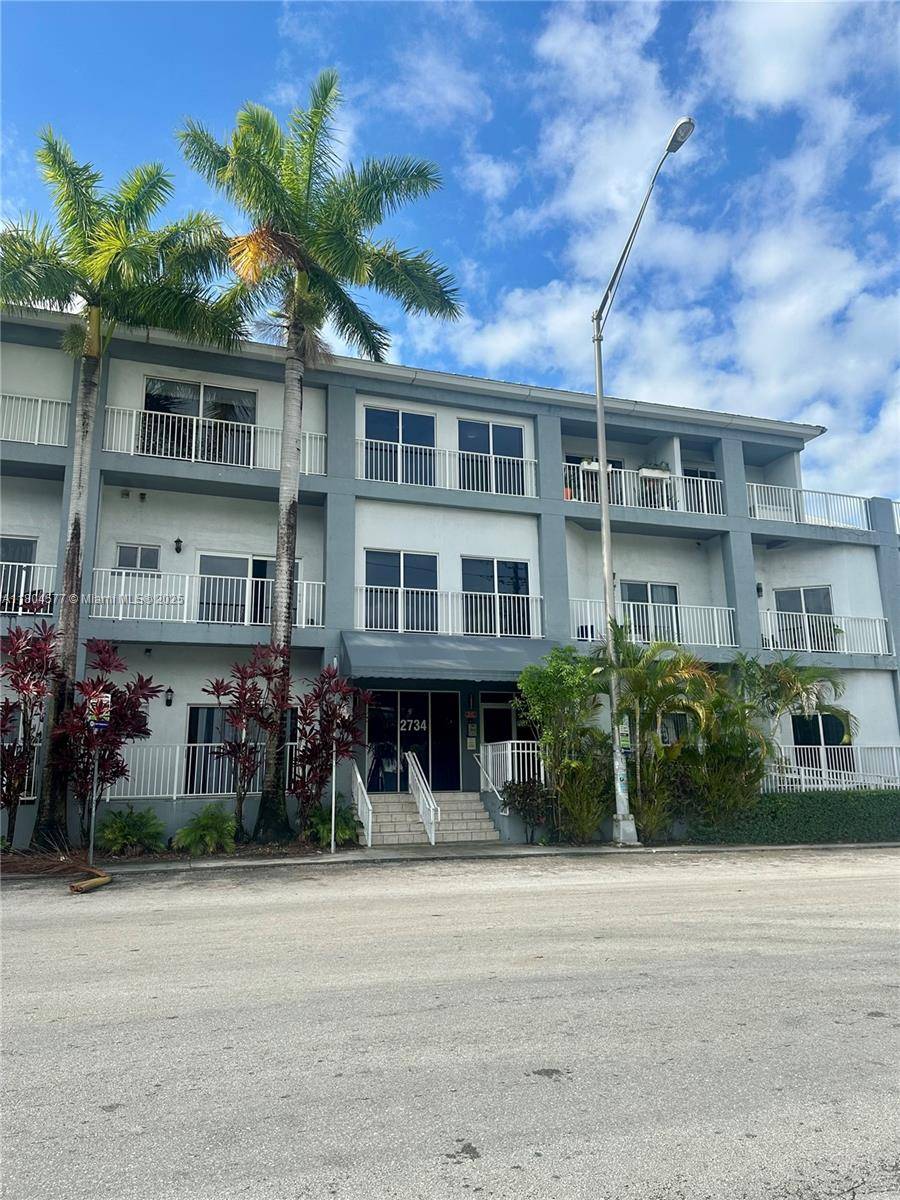 Miami, FL 33133,2734 Bird Ave #108