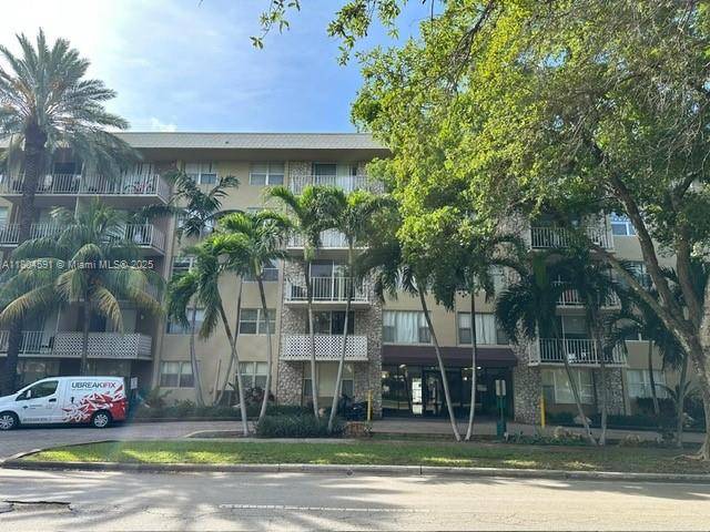 North Miami, FL 33181,1805 Sans Souci Blvd #109