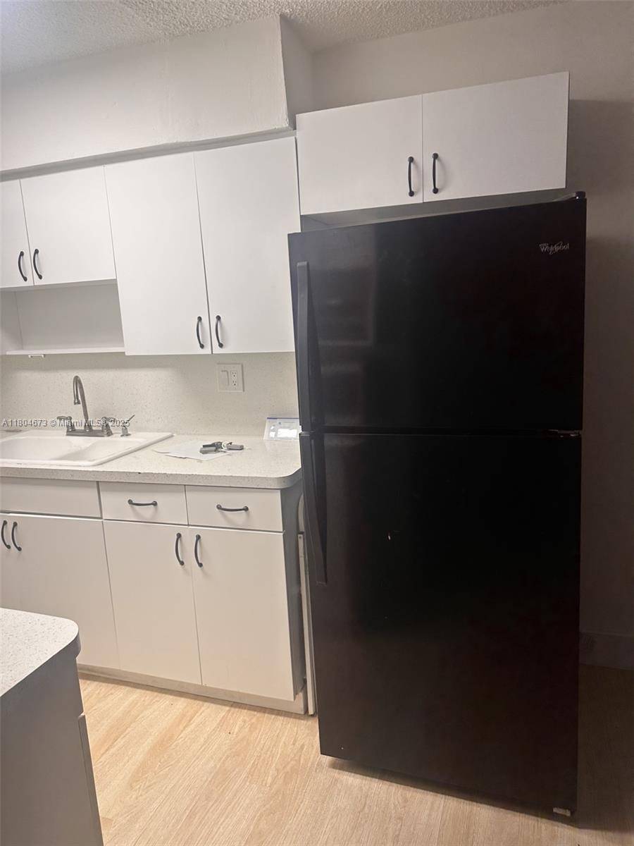 Miami, FL 33145,2498 SW 17th Ave #4105