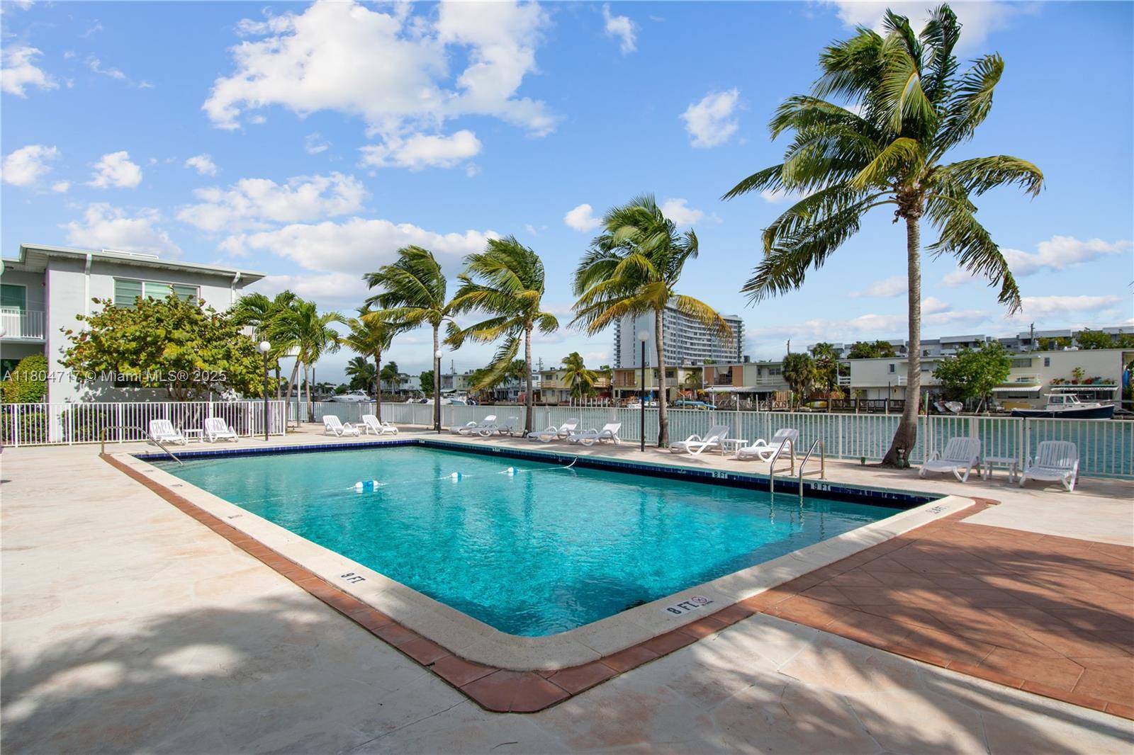 Miami Beach, FL 33141,7207 Bay Dr #4
