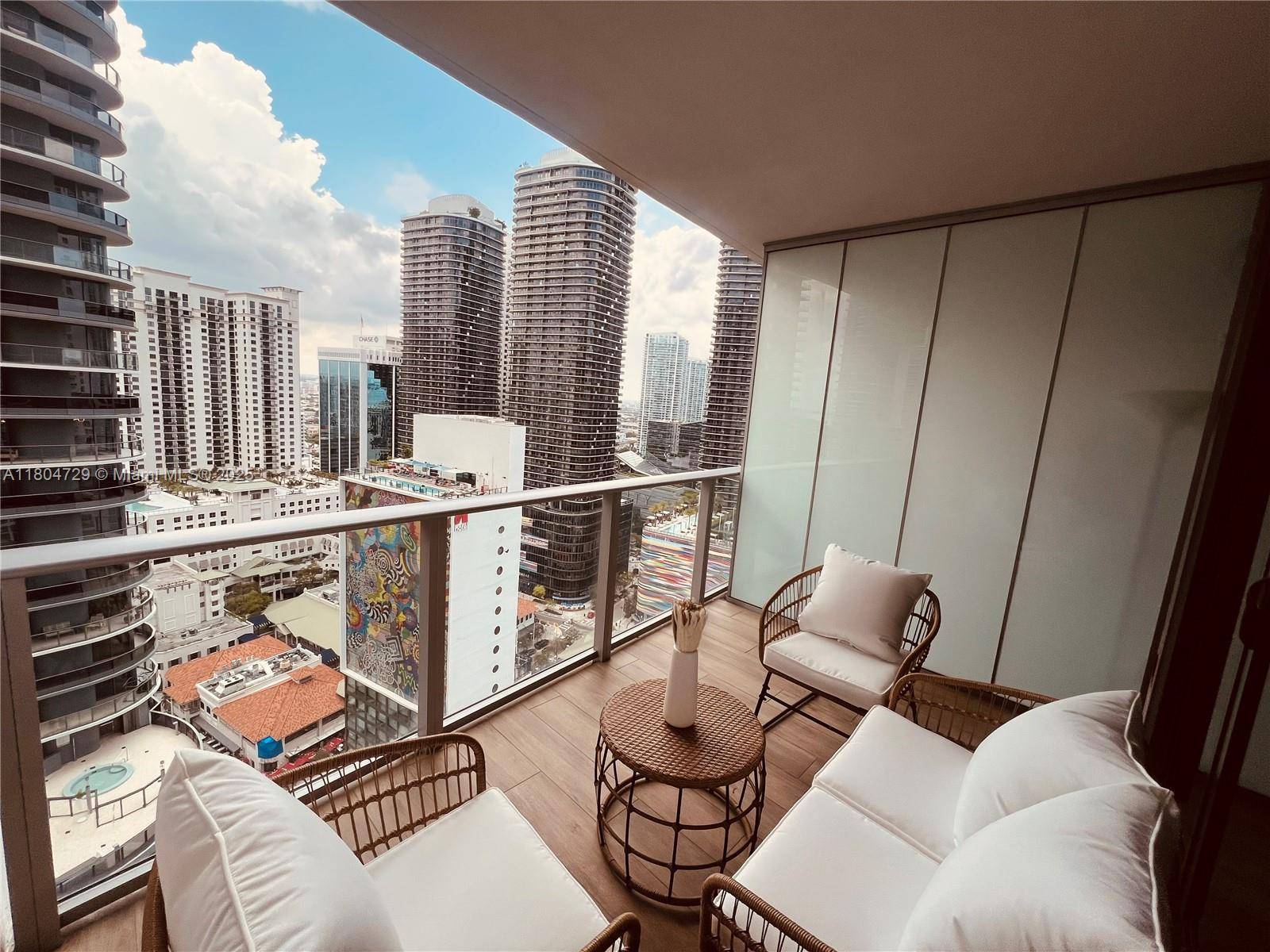 Miami, FL 33131,1010 Brickell Ave #2710